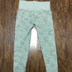 GYMSHARK CAMO LEGGINGS